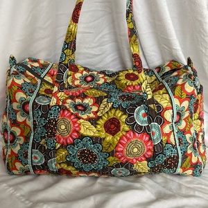 Vera Bradley duffel bag